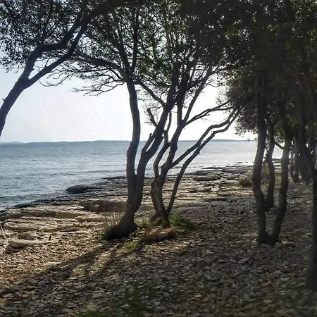 Apartment Get In Peroj