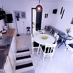 شقة Get In *