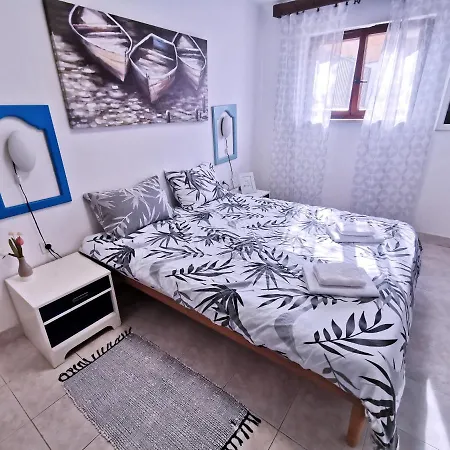 Get In Apartment *