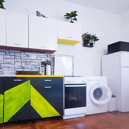 Get In Apartment